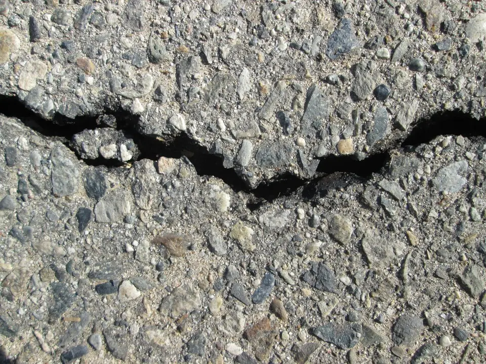 Crack-Sealant-and-Repair--in-Splendora-Texas-crack-sealant-and-repair-splendora-texas.jpg-image