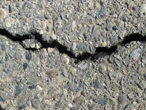 Crack-Sealant-and-Repair--crack-sealant-and-repair.jpg-image